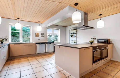 Vedersø Klit House | Holiday home for 22 guests