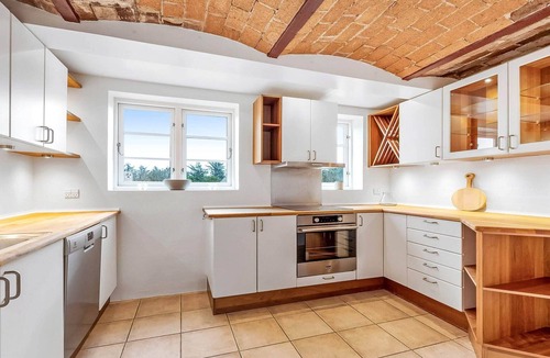 Vedersø Klit House | Holiday home for 22 guests
