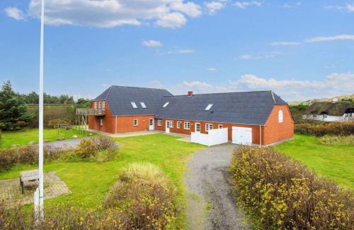 Vedersø Klit House | Holiday home for 22 guests