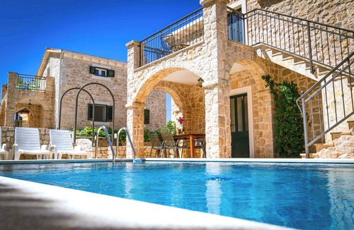 Kremena House | Holiday home for 24 people with 2 outdoor pools