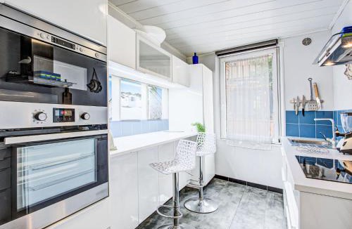 Le Chateau House | Holiday Home Tour Carrée by Interhome
