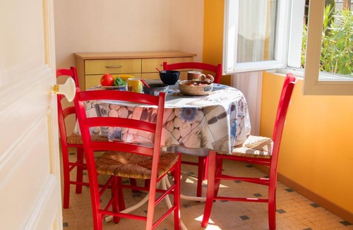 La Rogere House | Holiday Home Le Cocon by Interhome