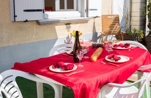 La Rogere House | Holiday Home Le Cocon by Interhome