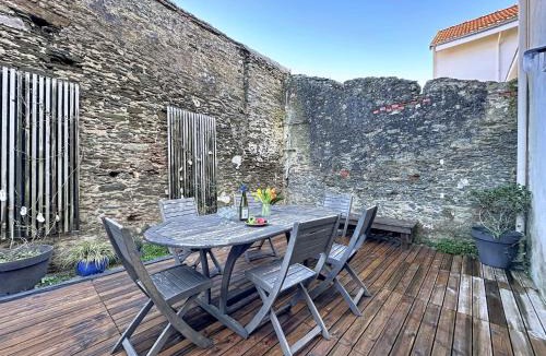 La Bernerie-en-Retz House | Holiday Home Le Sémaphore by Interhome