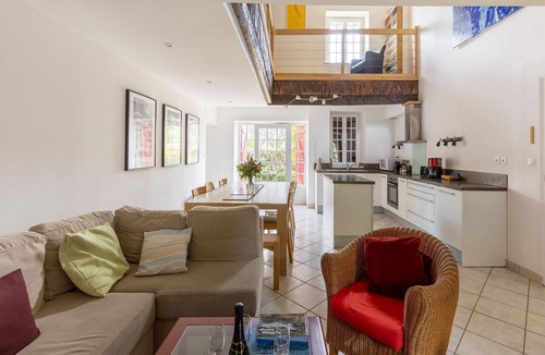 Ouroux-en-Morvan House | Holiday home with beautiful views