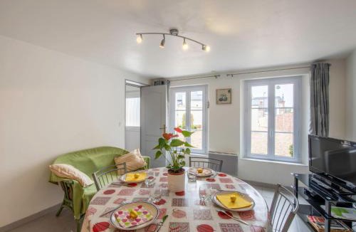 Saint-Pierre-en-Port House | Holiday Home Le Champ des Mouettes by Interhome