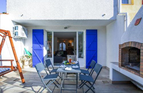 Sainte-Marie-la-Mer House | Holiday Home Les Moineaux by Interhome