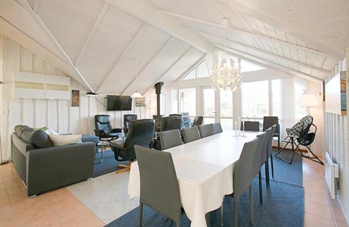 Frederiksvaerk House | Holiday Home Frederiksværk with Fireplace 02