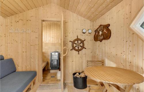 Amtoft House | Holiday Home Furvej