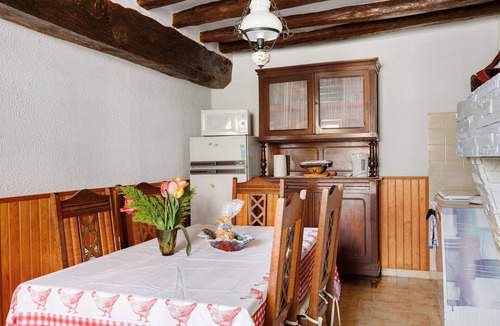 Noyers-sur-Cher House | Holiday Home 'Gîte 36 - 5 Km Zoo De Beauval'