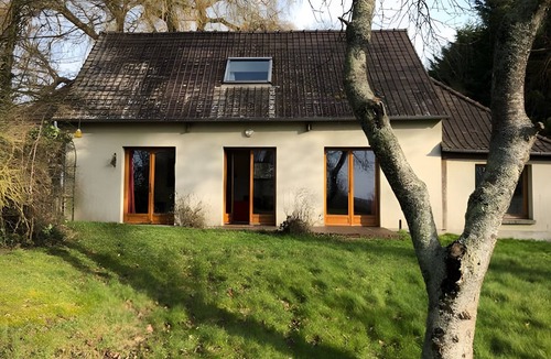 Eu House | Holiday Home “Gîte Le Clos aux Cerises”