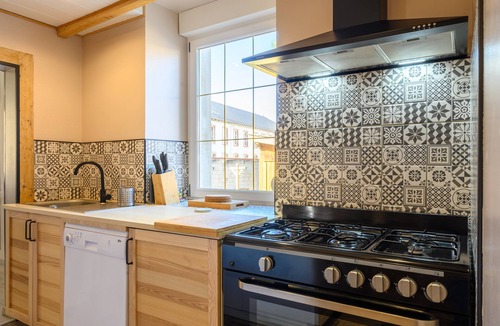 Plainfaing House | Holiday Home 'Gîte Les 3 Cerfs - 3 Stars' with Mountain View, Private Terrace & Wi-Fi