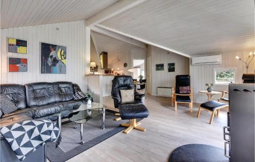 Henne Strand House | Holiday Home Gøgevej Henne Denm