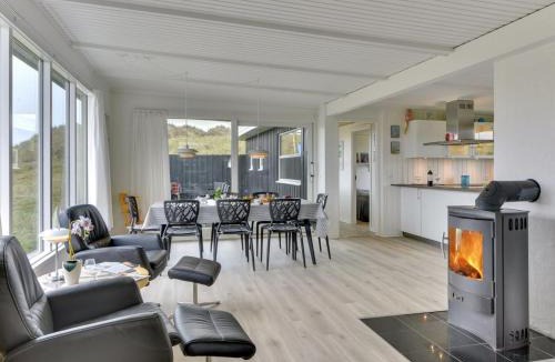 Kryle House | Holiday Home Geesche - 200m from the sea by Interhome