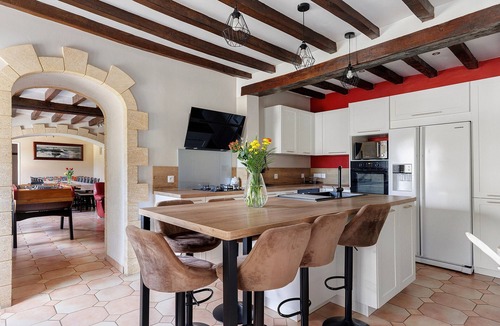 Huille House | Holiday Home 'Gîte Bleu Pour 14 Personnes' with Private Terrace and Wi-Fi