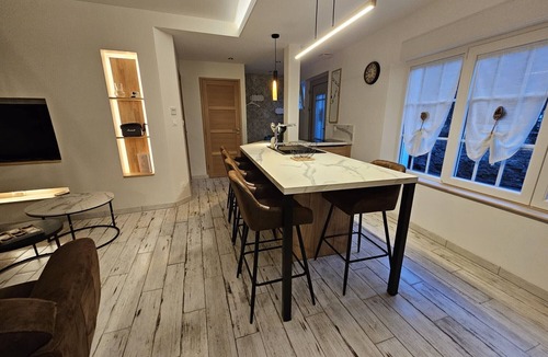 Prayssas House | Holiday Home "Gîte Du Chasselas" with Wi-Fi