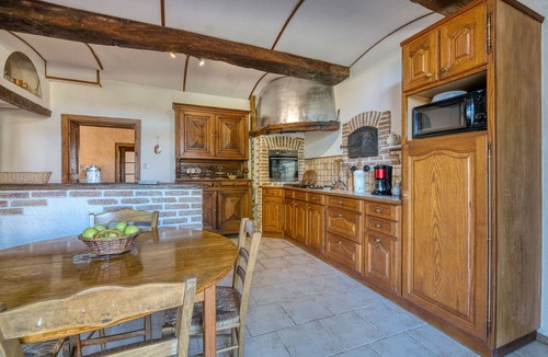 Saint-Frajou House | Holiday Home Gite Le Marquès