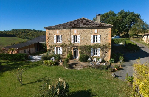 Saint-Frajou House | Holiday Home Gite Le Marquès