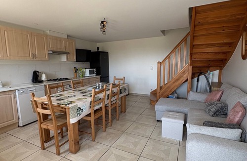 Saint-Julien-Labrousse House | Holiday Home 'Gîte Les Combes Claires' with Mountain View and Wi-Fi