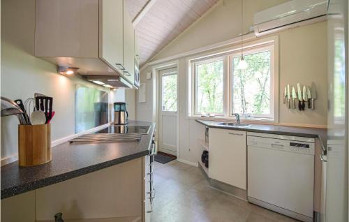 Skygge House | Holiday Home Give With Hot Tub X