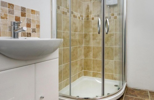 Edern House | Holiday Home Glanie by Interhome