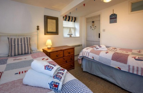 Edern House | Holiday Home Glanie by Interhome