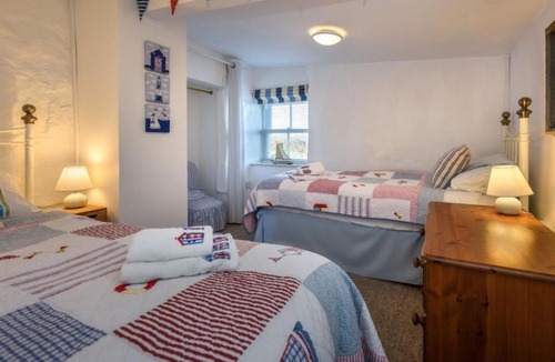 Edern House | Holiday Home Glanie by Interhome