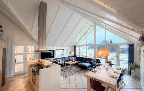 Vrist Strand House | Holiday Home Gloryvej Harboøre Iv
