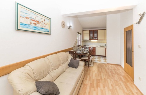 Seget House | Holiday Home Grace in Vrsine