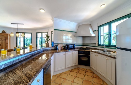 Javea House | Holiday Home 'Gran Villa En Jávea - Granadella' with Sea Views, Wi-Fi & Air Conditioning