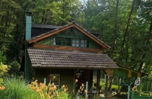 Samobor House | Holiday Home Green Side Cottage - Two Bedroom Holiday Home