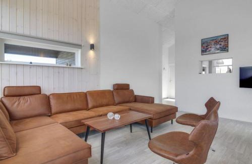 Hirtshals House | Holiday Home Grith - 1km from the sea by Interhome