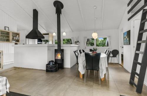 Lonstrup House | Holiday Home Gunhilde - 900m from the sea by Interhome
