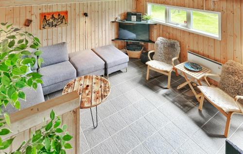 Fjellerup Strand House | Holiday Home Gyvelvænget Glesborg Ii
