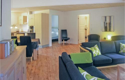 Grena Strand House | Holiday Home Hægvej Grenaa