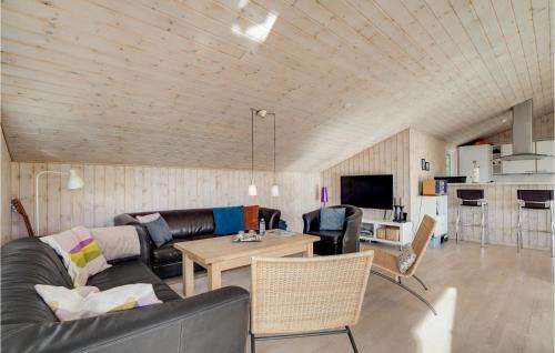 Hojslev House | Holiday Home Højslev 42