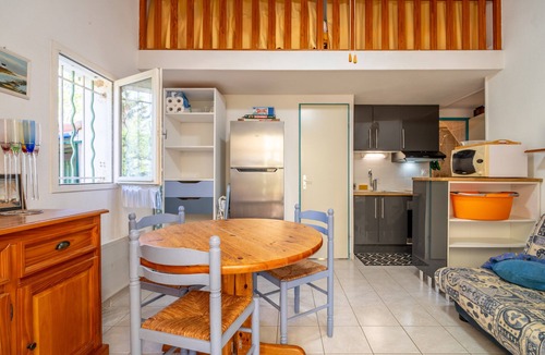 Vendres House | Holiday Home 'Hameau Du Soleil' with Shared Pool, Private Terrace and Private Garden