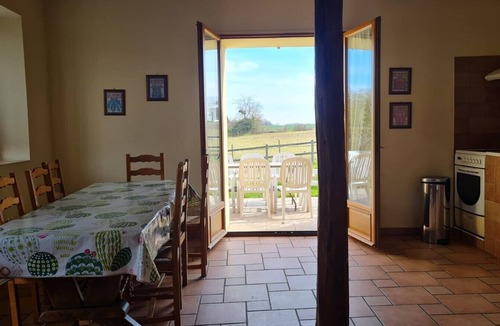 Poligny House | Holiday Home Haras de la Fontaine Vermeille