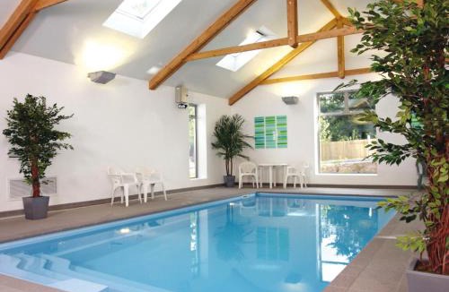 Carnon Downs House | Holiday Home Haven by Interhome