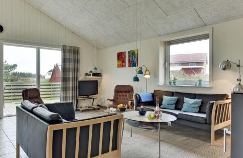 Haurvig House | Holiday Home Hawarth - 300m to the fjord by Interhome