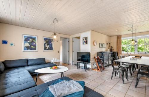 Øhuse House | Holiday Home Hedi - 900m from the sea by Interhome