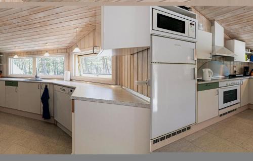Dueodde House | Holiday Home Hejrevej Nexø Xii