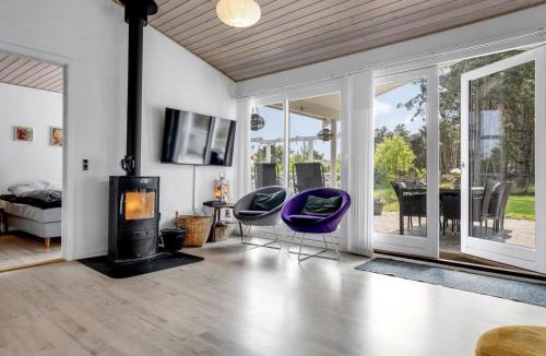 Rodby House | Holiday Home Helin - 800m from the sea by Interhome