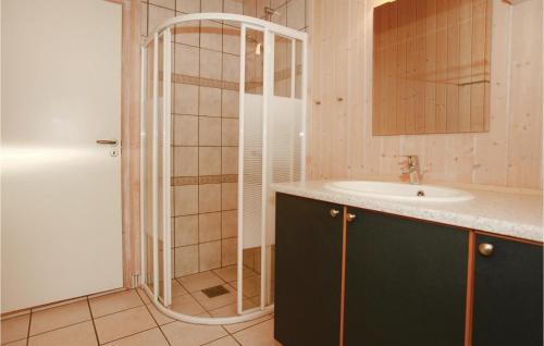 Venemose House | Holiday Home Heliosvej