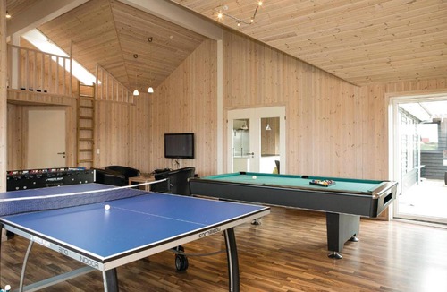 Nr. Lyngby House | Holiday home Helledievej