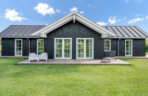 Grenaa House | Holiday Home Helrun - 750m from the sea by Interhome