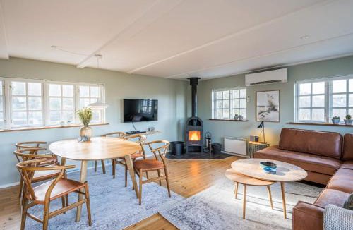 Henne Strand House | Holiday home Henne LI