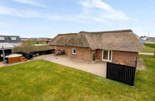 Thorsminde House | Holiday Home Hermine - from the sea by Interhome