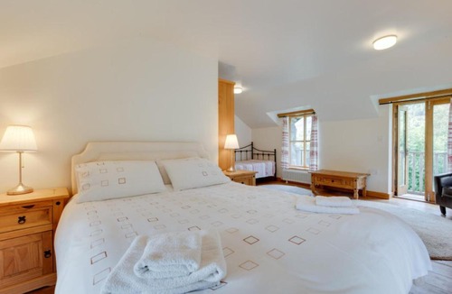 Ganllwyd House | Holiday Home Hideaway by Interhome