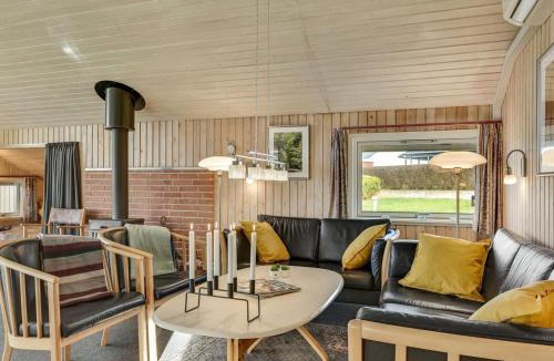 Faldsled House | Holiday Home Hjalmar - 400m from the sea by Interhome